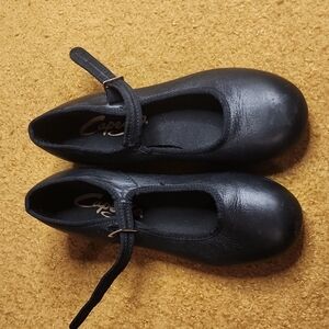 Capezio Girl's Mary Jane Tap Shoes - Size 4.5